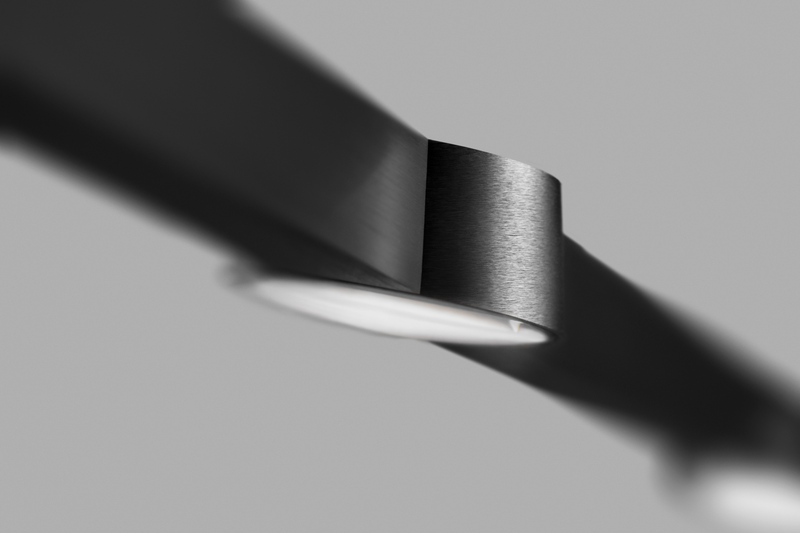 LIGHT-POINT OPTIC L100 SORT LED LANGBORDSPENDEL - UDSTILLINGSMODEL